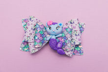 Load image into Gallery viewer, Mermaid Cat 4.5 inch (11.4cm) Gracie Clay Bow