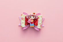 Load image into Gallery viewer, 80’s Shortcake Girl with Cat 3.5inch (8.9cm) Maria Clay Bow