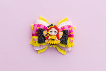 Load image into Gallery viewer, OOAK Fairy Emma Wiggly Singer 3.5inch (8.9cm) Phoebe Clay Bow