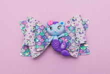 Load image into Gallery viewer, Mermaid Cat 4.5 inch (11.4cm) Gracie Clay Bow