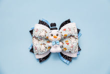 Load image into Gallery viewer, Frosty the Snowman 4 inch Phoebe Clay Bow