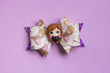 Load image into Gallery viewer, Ice Princess 3.5 inch Fancy Clay Bow