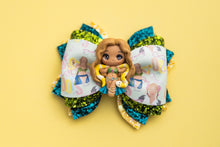 Load image into Gallery viewer, 90's Pop Singer 3.5 inch Phoebe Clay Bow