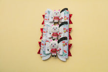 Load image into Gallery viewer, Catastic Hug Attack Cat 3.5 inch Maria Clay Bow