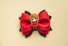 Load image into Gallery viewer, 90's Pop Singer 3.5 inch Phoebe Clay Bow