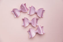 Load image into Gallery viewer, Pink Gloss Glitter 2.5 inch Dolly Bows