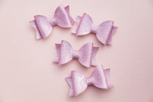 Load image into Gallery viewer, Pink Gloss Glitter 2.5 inch Dolly Bows