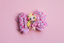 Load image into Gallery viewer, Valentine's Day Girl Blonde 3.5 inch Maria Clay Bow