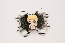 Load image into Gallery viewer, OG Dream Girl 4.5inch Signature Clay Bow