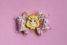 Load image into Gallery viewer, Sleeping Princess 3.5 inch Fancy Clay Bow