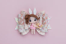 Load image into Gallery viewer, Bunny Girl Brunette 4.5 inch (11.4cm) Maria Clay Bow