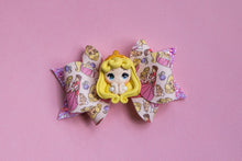 Load image into Gallery viewer, Sleeping Princess 3.5 inch Fancy Clay Bow