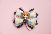 Load image into Gallery viewer, 90's Pop Singer 3.5 inch Phoebe Clay Bow