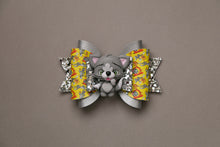 Load image into Gallery viewer, Cat and Mouse Frenemies Tom Cat 4.5 inch Maria Clay Bow