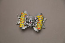 Load image into Gallery viewer, Cat and Mouse Frenemies Tom Cat 4.5 inch Maria Clay Bow