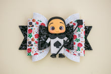 Load image into Gallery viewer, Wonderland Cards 4.5 inch Maria Clay Bows