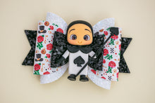 Load image into Gallery viewer, Wonderland Cards 4.5 inch Maria Clay Bows