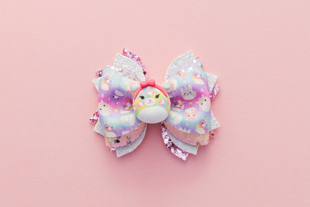 Rainbow Leopard Squish 3.5inch (8.9cm) Phoebe Clay Bow