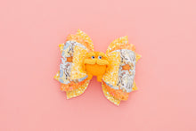 Load image into Gallery viewer, Orange Guy Book Dr 4inch (10cm) Phoebe Clay Bow
