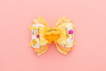 Load image into Gallery viewer, Orange Guy 4inch (10cm) Phoebe Clay Bow
