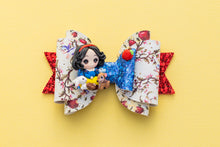 Load image into Gallery viewer, Poison Apple Princess 4.5inch (11.4cm) Maria Clay Bow
