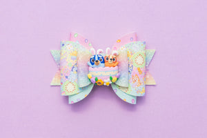 Easter Blue Dog Sisters 4.5 inch (11.4cm) Maria Clay Bow