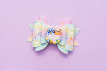 Load image into Gallery viewer, Easter Blue Dog Sisters 4.5 inch (11.4cm) Maria Clay Bow
