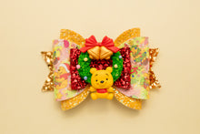 Load image into Gallery viewer, Wreath Hunny Bear 4.5inch Maria Clay Bow
