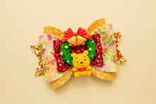 Load image into Gallery viewer, Wreath Hunny Bear 4.5inch Maria Clay Bow
