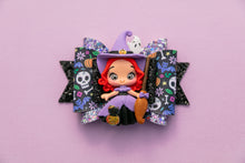 Load image into Gallery viewer, Cute Witch 4.5 inch Maria Clay Bow
