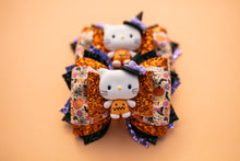 Load image into Gallery viewer, Cute Halloween Kitty 4 inch Phoebe Clay Bow
