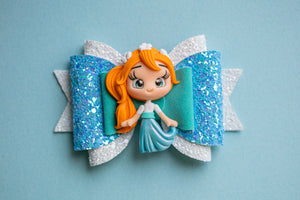 Thumbelina Girl 4.5 inch Maria Clay Bow