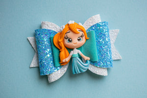 Thumbelina Girl 4.5 inch Maria Clay Bow